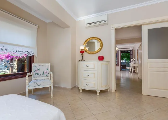 호텔 Luna Begonvil Tas Evler 3*