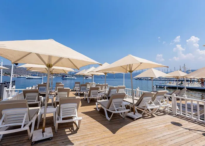 Hotel Luna Begonvil Tas Evler